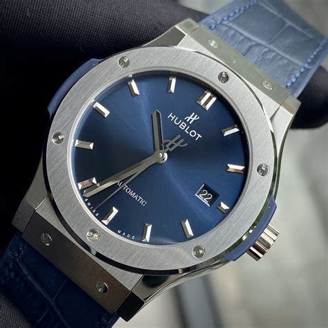 mua đồng hồ hublot super fake